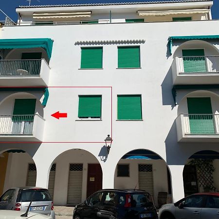 Casa Bianca 2 - Confortevole In Centro A Moneglia Exterior foto